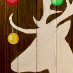 G27  Ornament Deer on Pallet Board